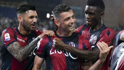  莱切主场负于博洛尼亚，奥尔索里尼终场前绝杀