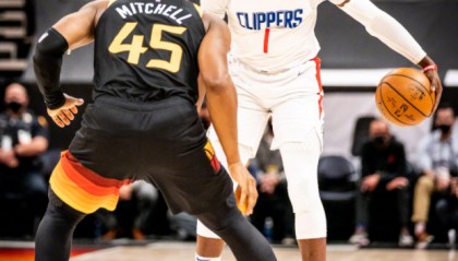  爵士重建交易送走米切尔至骑士  