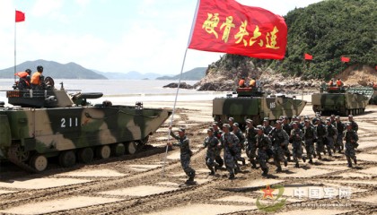  阿德耶米长途奔袭入选周最佳进球