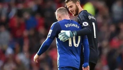  罗伊斯达成德甲三百场里程碑  