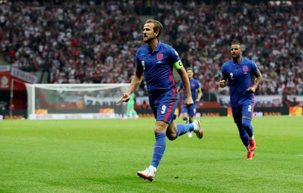  佛罗伦萨客场逼平领头羊  